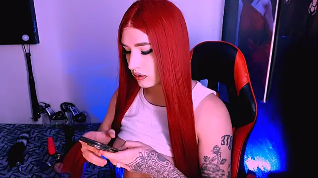 bubble_red Adlı Modelin Canlı XXX Sohbeti