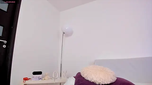 hornyemma__ Chat XXX live