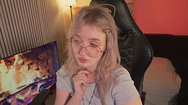 Chat XXX en directo de ELLIEJAY