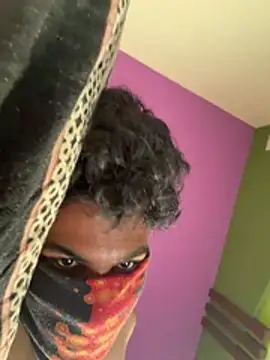 צ'אט XXX בשידור חי של Monsterdick2004
