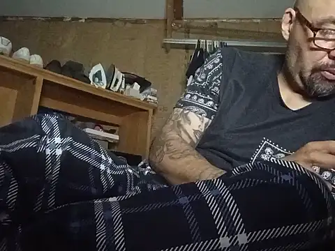 Czat XXX na żywo – DickNasty6908