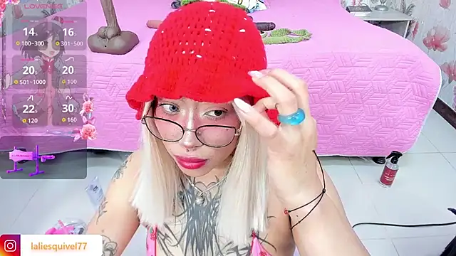 SafiroAgataaa's Live XXX Chat