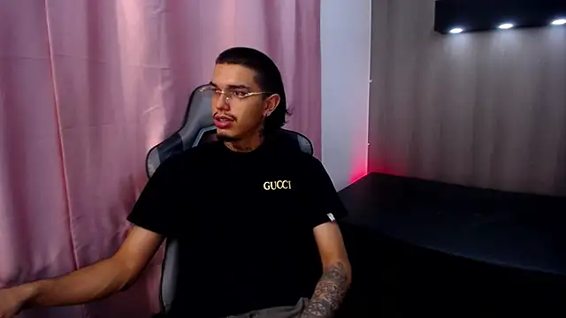 Онлайн чат XXX Tayson_Hot