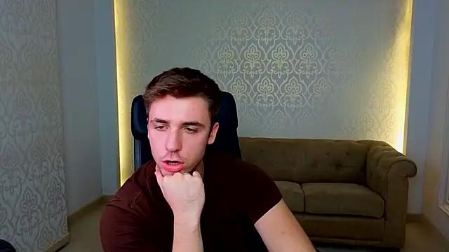 הופעת וובקאם של KellenWest
