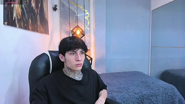 Cry_thereal's Live XXX Chat