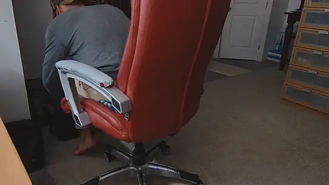 TwistedStallion69's Live XXX Chat