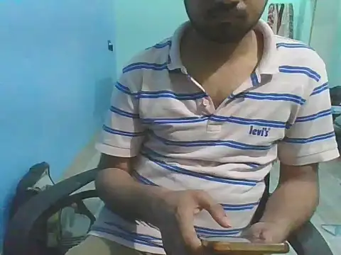 Ishaan_India élő XXX-chatje