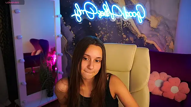 Chat XXX en directo de TinyNatalie