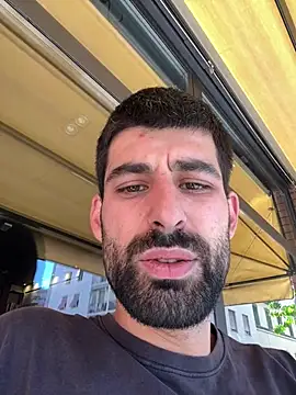 jonnibravo97 Live XXX Chat