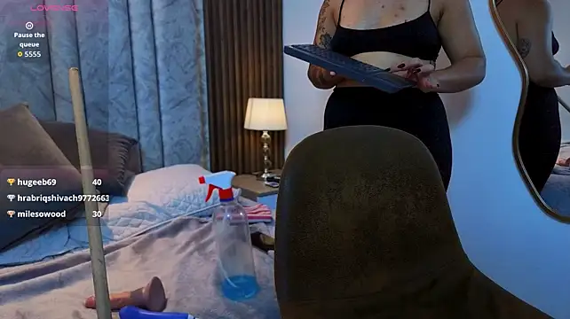 Amber_Moon_ élő XXX-chatje