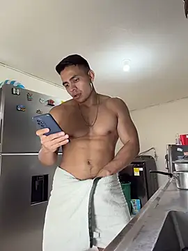 XXX chat uživo modela ChoreyTaiylor