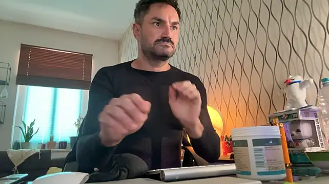 tomz0819 Live XXX-Chat