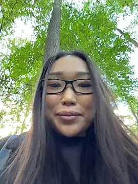 trytomakememoam Chat XXX in diretta