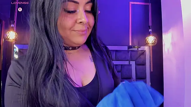 Aniajoness_ Chat XXX live