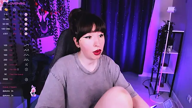 Chat XXX en directo de Lily_xBabe