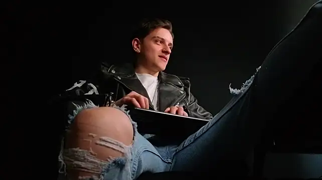 FelixStarkk élő XXX-chatje