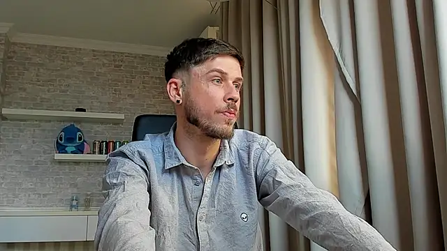 JonahShawのライブXXXチャット