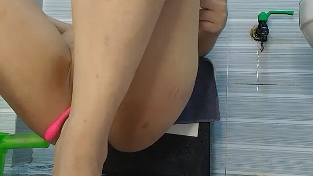 Lauda-aa Live XXX-Chat