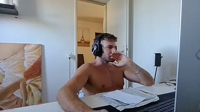 alpha-hunk Live XXX-chat