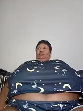 nancy111 élő XXX-chatje
