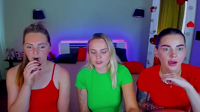 Chat XXX en directo de MagicEyess
