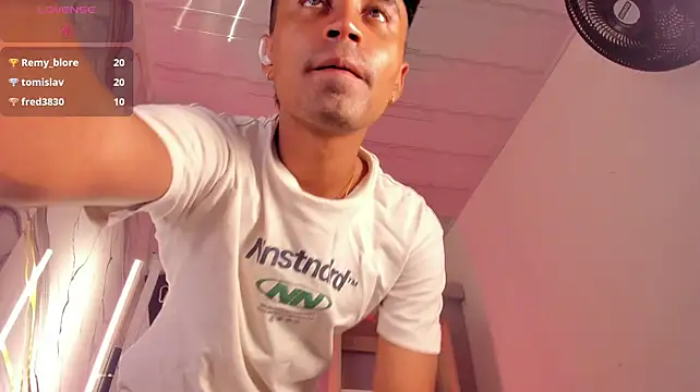 Czat XXX na żywo – jacobJohns_