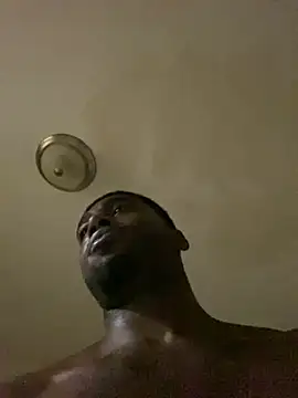 BrownSkinHandsome Show in webcam