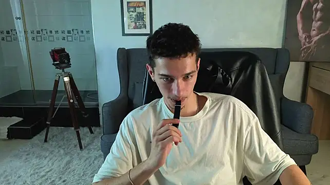 XXX chat uživo modela KaydenDrew