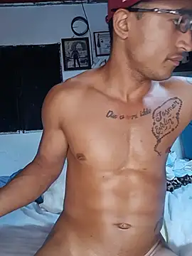 แชท XXX สดของ Fitneehot