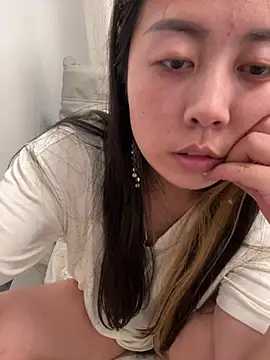 zzdd999's Live XXX Chat