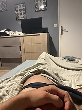 XXX chat uživo modela magicdickx21