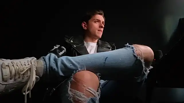 FelixStarkk Adlı Modelin Canlı XXX Sohbeti