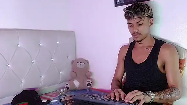 Angel_foxc13's Live XXX Chat