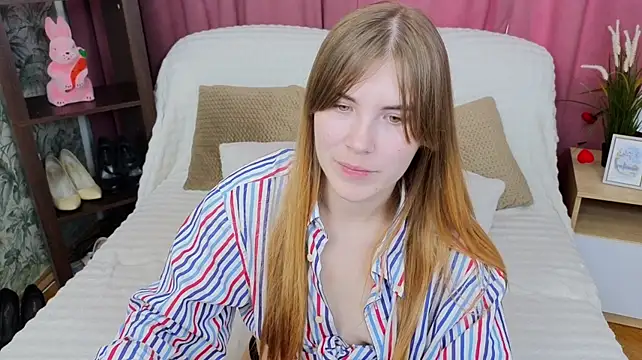 EmilyCuper_のライブXXXチャット