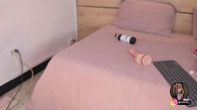 ChannelCrawford XXX чат на живо