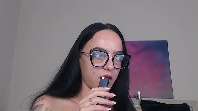 Chat XXX ao vivo de IzabelllNoir