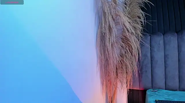 Lanadelrey_1's Live XXX Chat