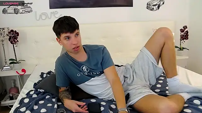 XXX chat uživo modela ThomasEdisonn
