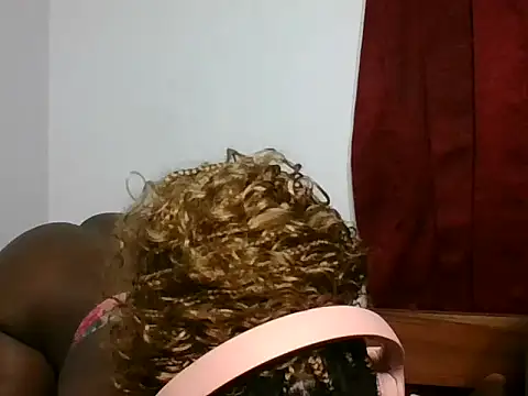 Chat +18 de Nasty_assie ao vivo
