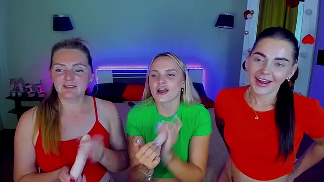 XXX chat uživo modela MagicEyess