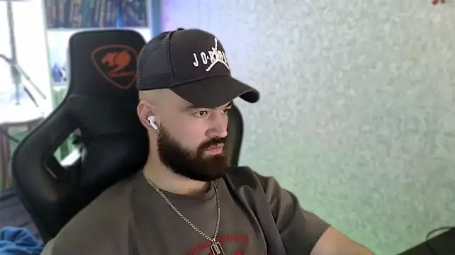_Serious_Man Chat XXX live