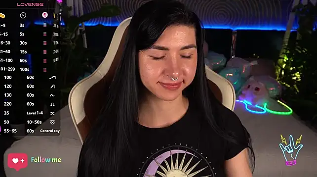 XXX chat uživo modela EmilyCandyy