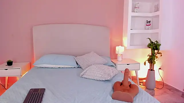nathalynbarnes Adlı Modelin Canlı XXX Sohbeti