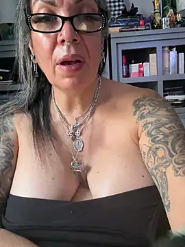 dieseldame1313 라이브 XXX 채팅