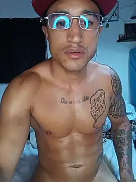 Fitneehot Live XXX Chat