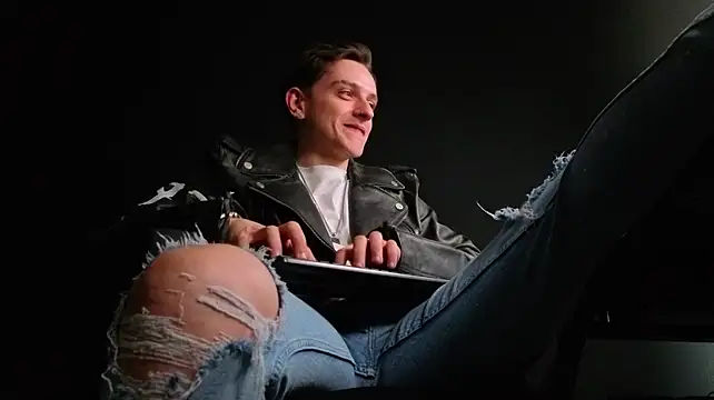 Chat +18 de FelixStarkk ao vivo