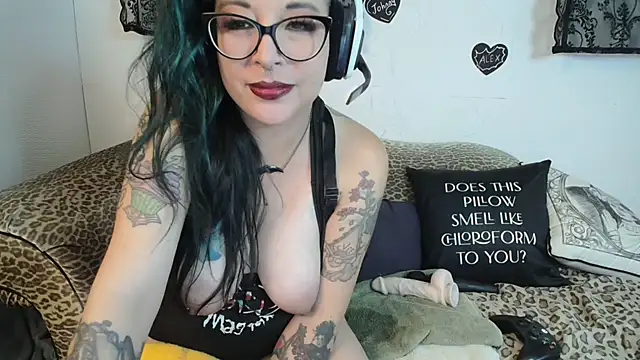 Missy-Dee 라이브 XXX 채팅