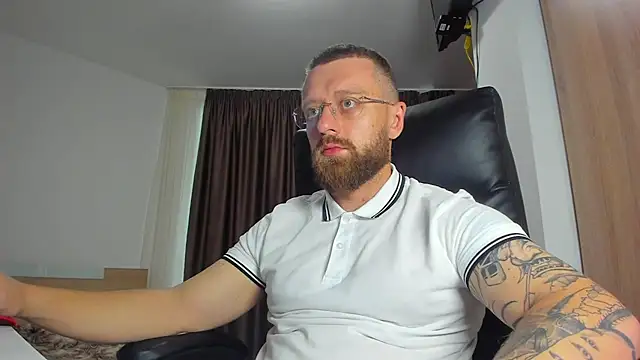 Онлайн чат XXX Findom_guy