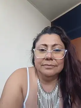 EmmaJhomson Live XXX-Chat