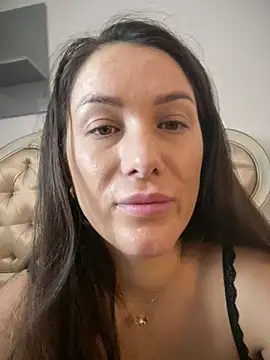HotXMom_ – Live XXX-chat